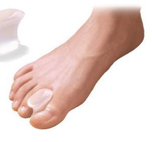 Indispensabile nel mantenere il corretto allineamento delle dita dei piedi, anche dopo interventi chirurgici. Posizionare tra le dita adiacenti, con la flangia disposta superiormente.