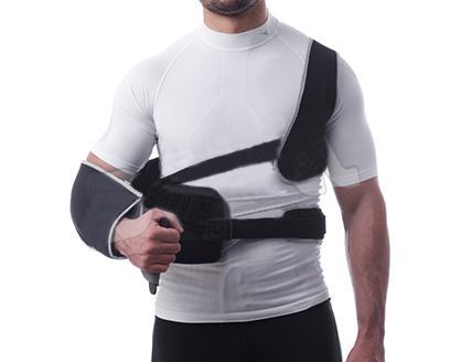 SK430-SUPP-SPALLA Pratico tutore funzionale con chiusure a strappo veloci e regolabili Abduzione ( apertura) articolazione spalla post intervento