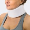 Art. MB Ortesi cervicali morbide sagomate per modesta immobilizzazione dl rachide cervicale ed alleviare algie da traumi o tensioni cervicale