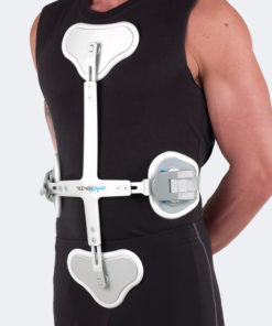 Busto iperestensore crociato a “5 punti” per stabilizzazione costante della colonna vertebrale Stabilizza la struttura della colonna vertebrale con un sistema superleggero che sfrutta i puti essenziali di immobilizzazione